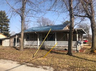 205 S Grant St, Oblong, IL 62449