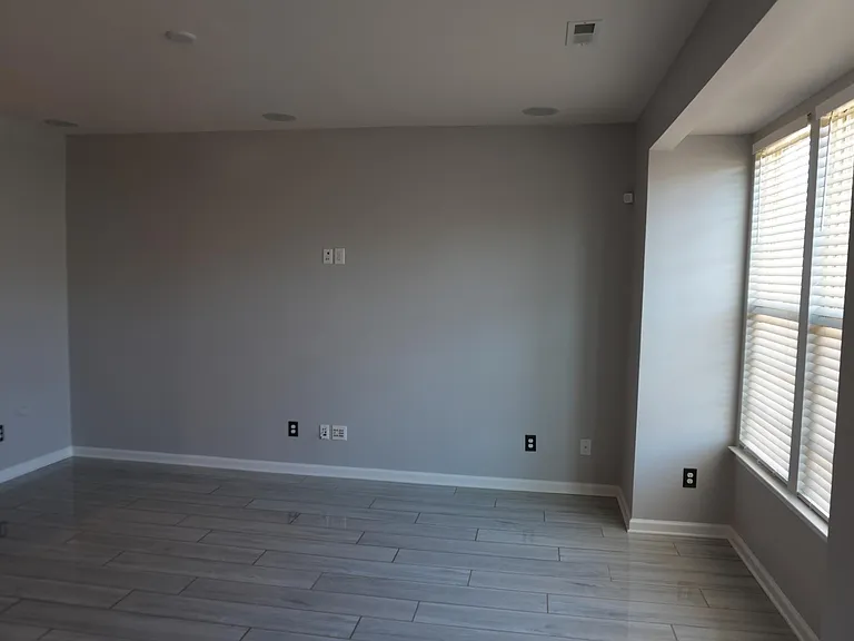 1645 Fleetwood Dr — Photo 19