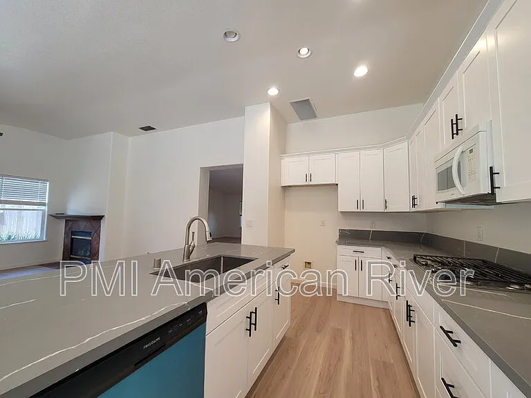 4405 Dusham Cir — Photo 6