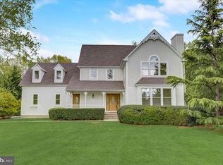 100A S Main St, Cranbury, NJ 08512