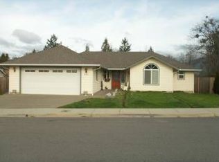 400 Marion Ln, Grants Pass, OR