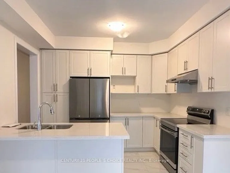 303 Fleetwood Dr — Photo 5