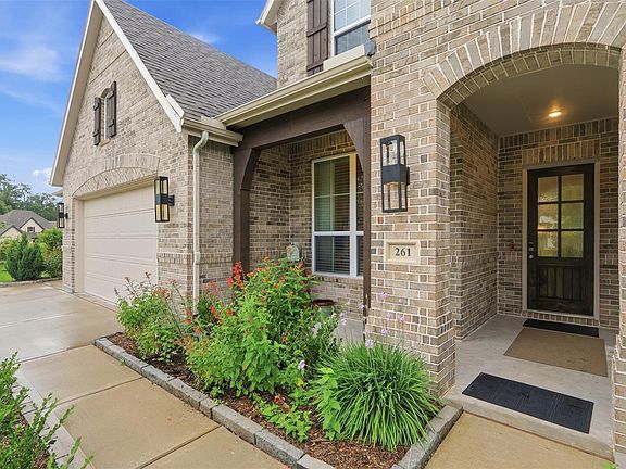 3rd image of 261 Monte Carlo Ln