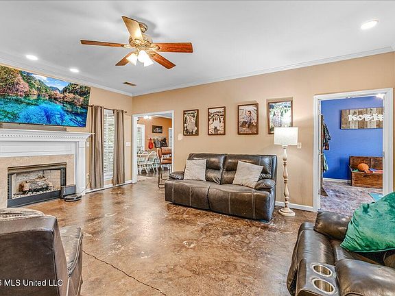 5th image of 3686 Rhett Butler Dr