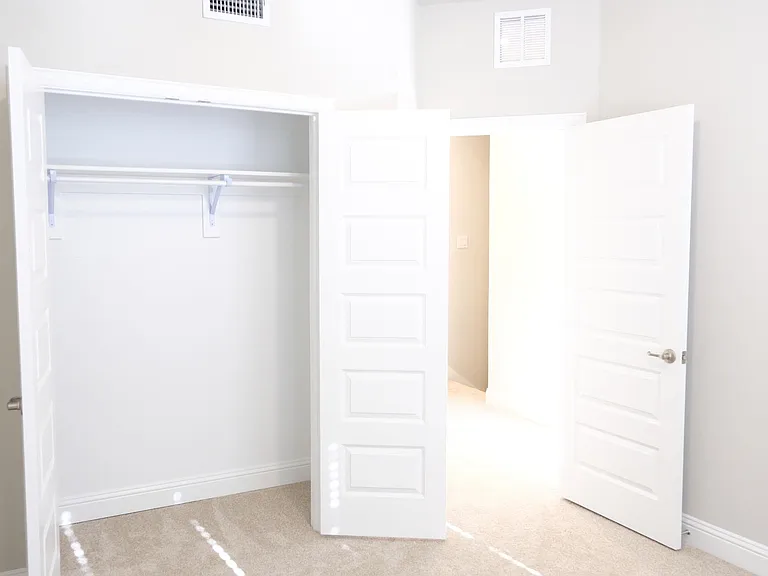 332 Blackthorne Dr — Photo 19