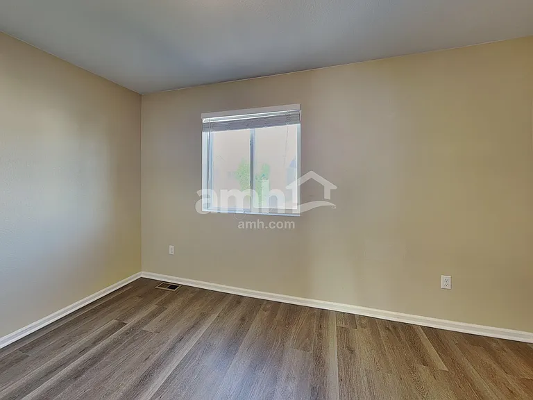 5550 N Lisbon St — Photo 13