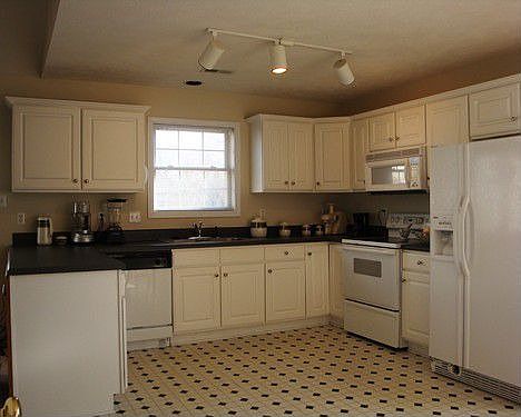 2nd image of 6021 Green Haven Dr