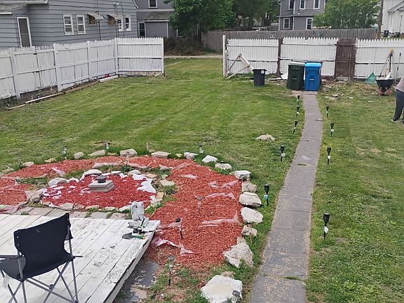 3rd image of 903 3rd Ave
