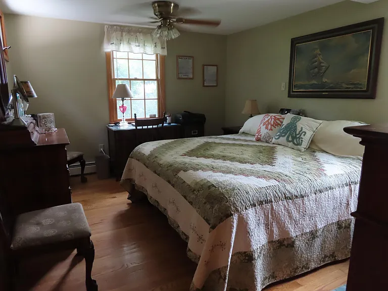 7 Cedar Point Ave — Photo 13