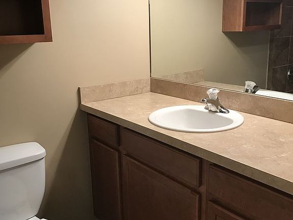 4th image of 204 Paxton Ct APT 6