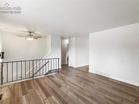3rd image of 4140 Hamlet Pl