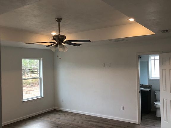 4th image of 489 N Charles Willis Dr