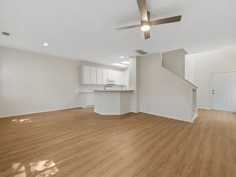 17602 Bering Bridge Ln — Photo 6