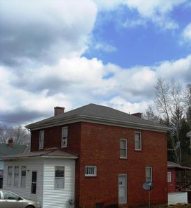 614 S Franklin St, Titusville, PA, 16354