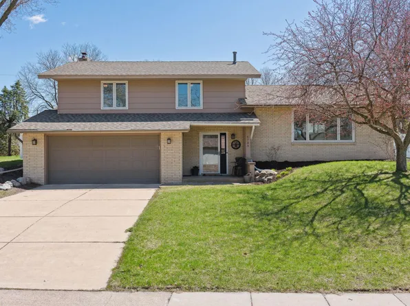 4709 Heritage Hills Dr, Bloomington, MN 55437