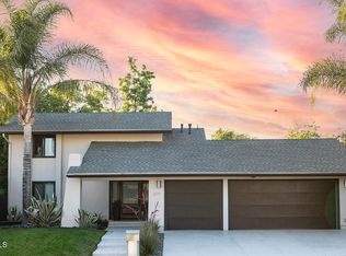 299 N Locust Ave, Oak Park, CA 91377