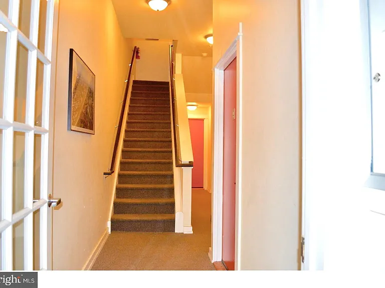 415 S Broad St #2R — Photo 11