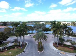 5025 Wiles Rd APT 105, Pompano Beach, FL 33073