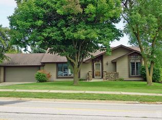 1908 Cyclone Ave, Harlan, IA 51537