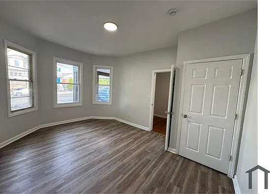 140 Johnson Ave #1 — Photo 11