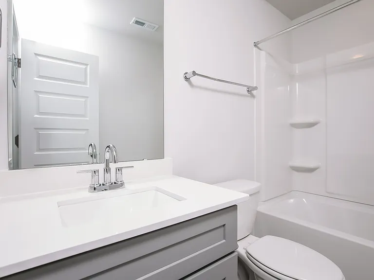 Legacy Oaks Townhomes — Photo 9