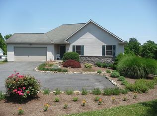 2255 New Holland Pike, Lancaster, PA 17601