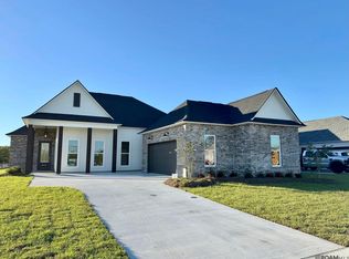 9916 Oak Colony Blvd, Baton Rouge, LA 70817