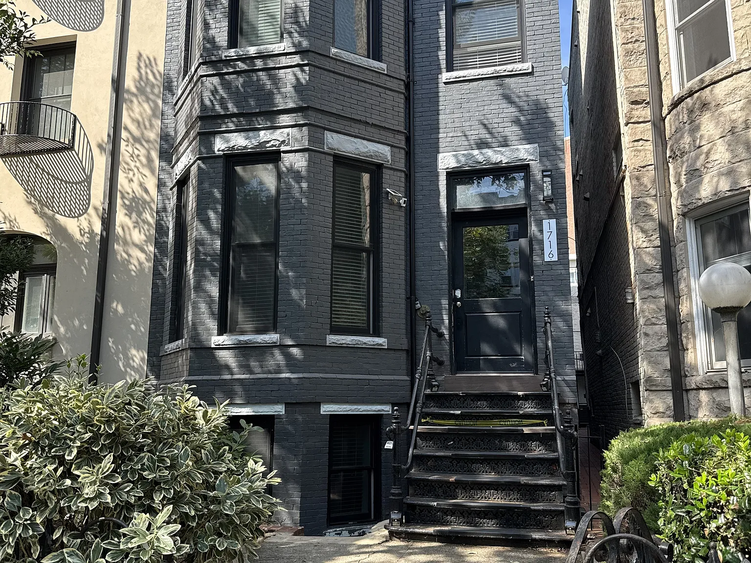 Sojourn on 17th — Photo 1
