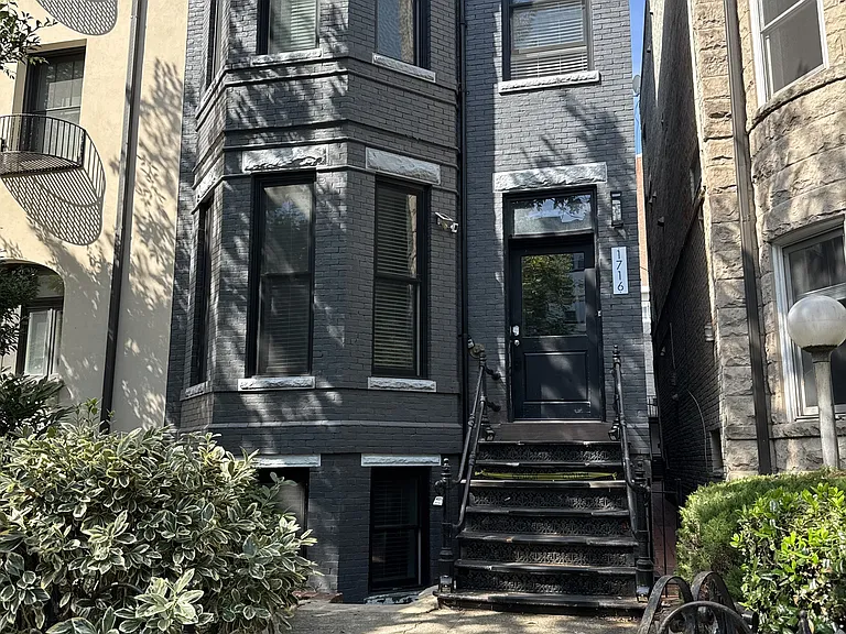 Sojourn on 17th — Photo 1
