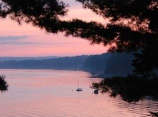 7 Stage Coach Ln, Surry, ME 04684