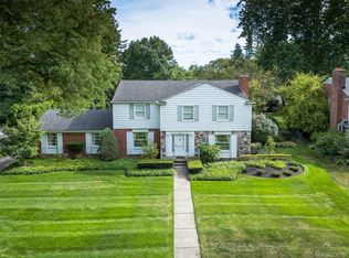 2555 Covington Pl, Bloomfield Hills, MI 48301