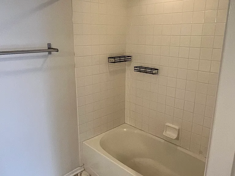 61 W 15th St #202 — Photo 20
