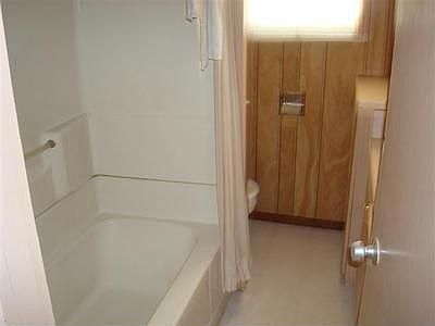 3rd image of 1508 NW Andrews Ave APT B