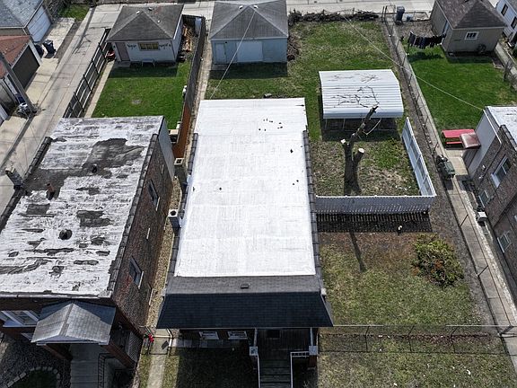 4th image of 5019 W 32nd Pl