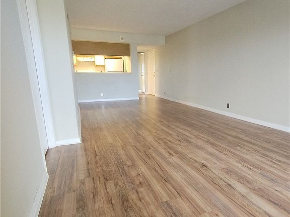 4th image of 2885 Palm Beach Blvd #508