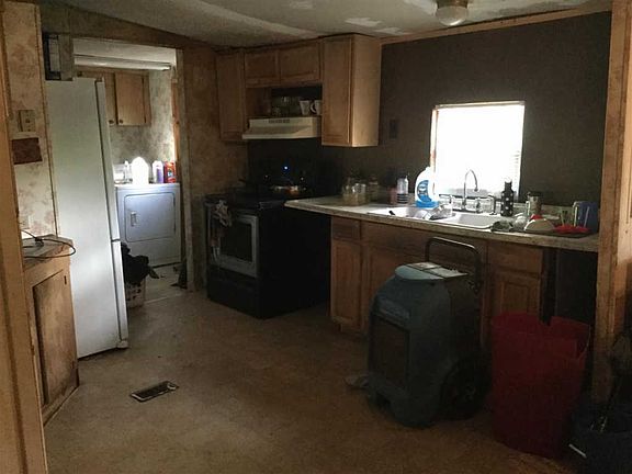 3rd image of 24122 Blue Star Hwy