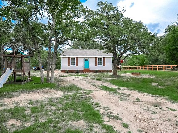 2nd image of 103 Bluebonnet Bnd
