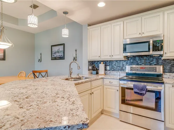 3952 Pomodoro Cir S #302, Cape Coral, FL 33909