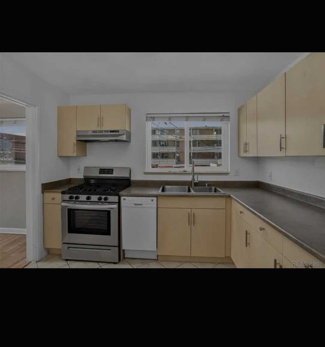 2527 S University Blvd — Photo 3