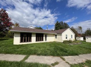 22 Baker Dr, Factoryville, PA 18419