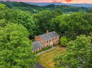 5220 Archer Dr, Roanoke, VA 24018