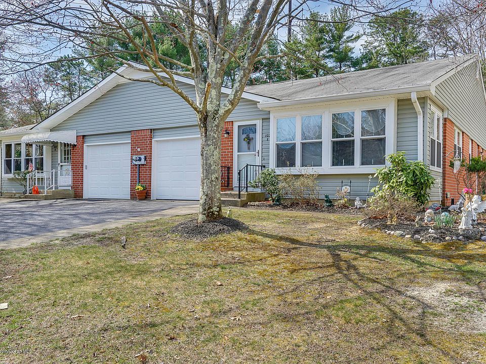1st image of 102 Conestoga Drive #B