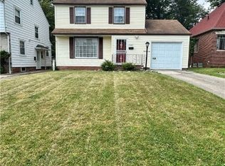 5262 Camden Rd, Maple Heights, OH 44137