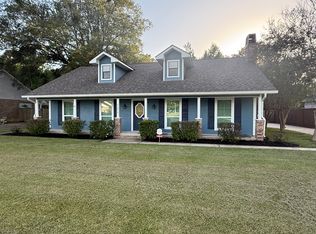 11813 Wild Rose Dr, Baton Rouge, LA 70818
