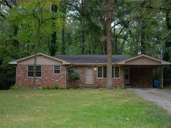5565 Bowers Rd, Stone Mountain, GA 30087