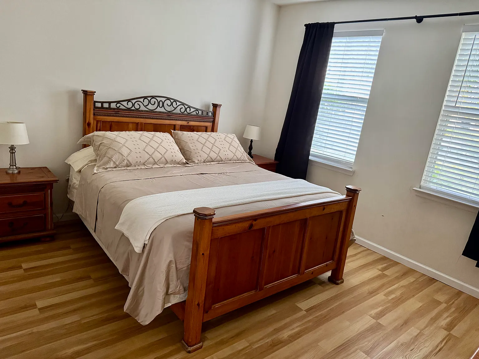 1 bed, 1.0 bath, 849 sqft, $2,400 — Photo 3