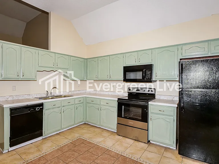 7330 Appling Meadow Cv — Photo 5