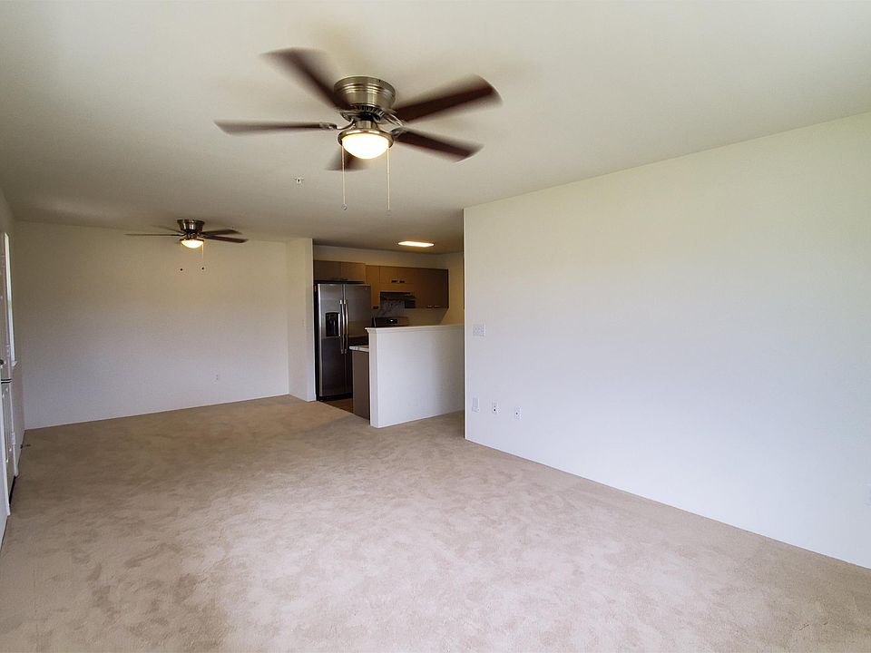 Dining easily accessible from kitchen