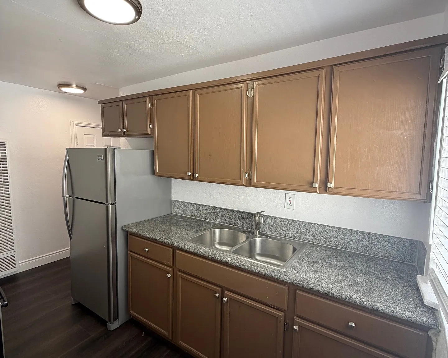 1 bed, 650 sqft, $1,800 — Photo 4