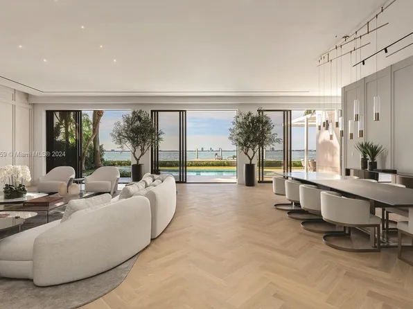 5310 N Bay Rd, Miami Beach, FL 33140